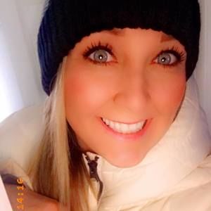 Meet your Posher, Thalia